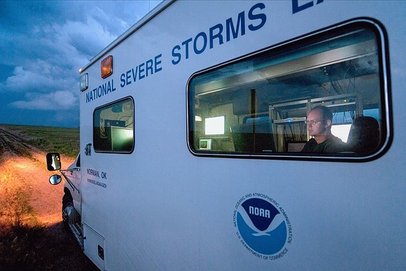 VORTEX 2 Field Command Truck