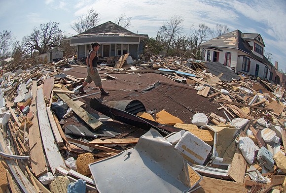 Hurricane Katrina Devastates Mississippi