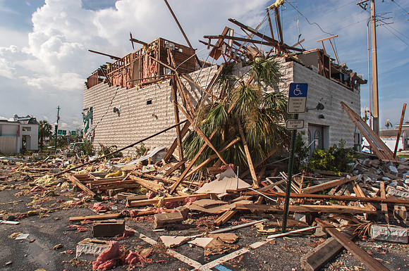 Hurricane Charley Destroys Building