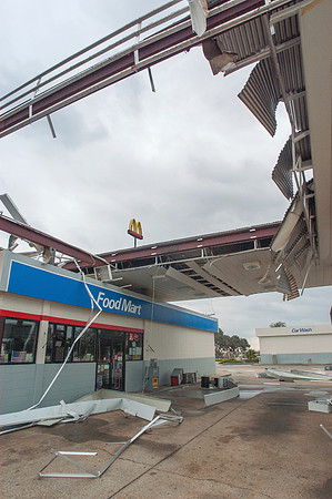 Hurricane Ivan Destroys Gas Station in Alabama