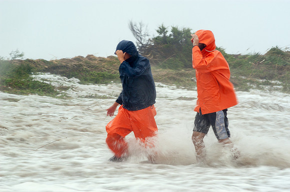 Hurricane Isabel - Residents Caught in Storm Surge