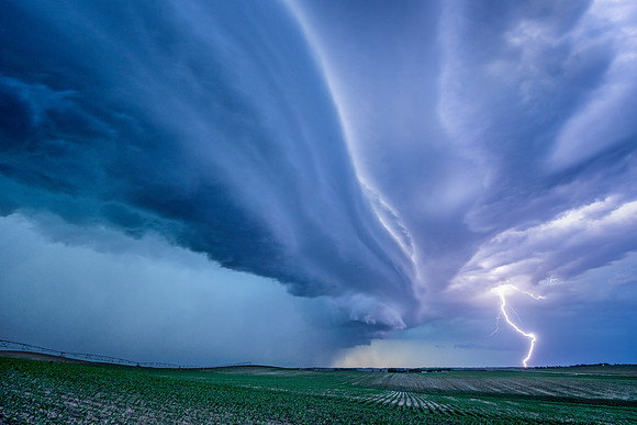 Shelf Cloud and Lightning at Twilight