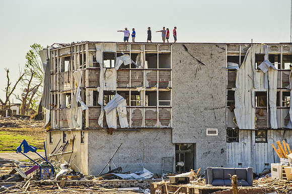 Joplin EF-5 tornado aftermath and destruction